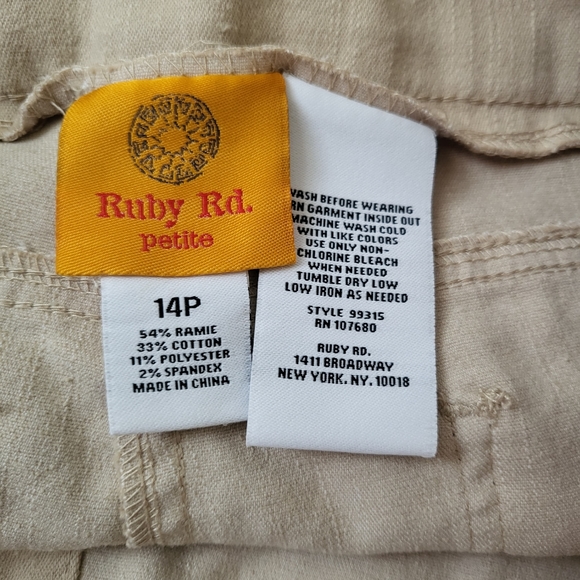 Ruby Rd Petite Chino Clamdigger Capri Pants Wide Waistband Khaki Size 14 Petite - Picture 8 of 8